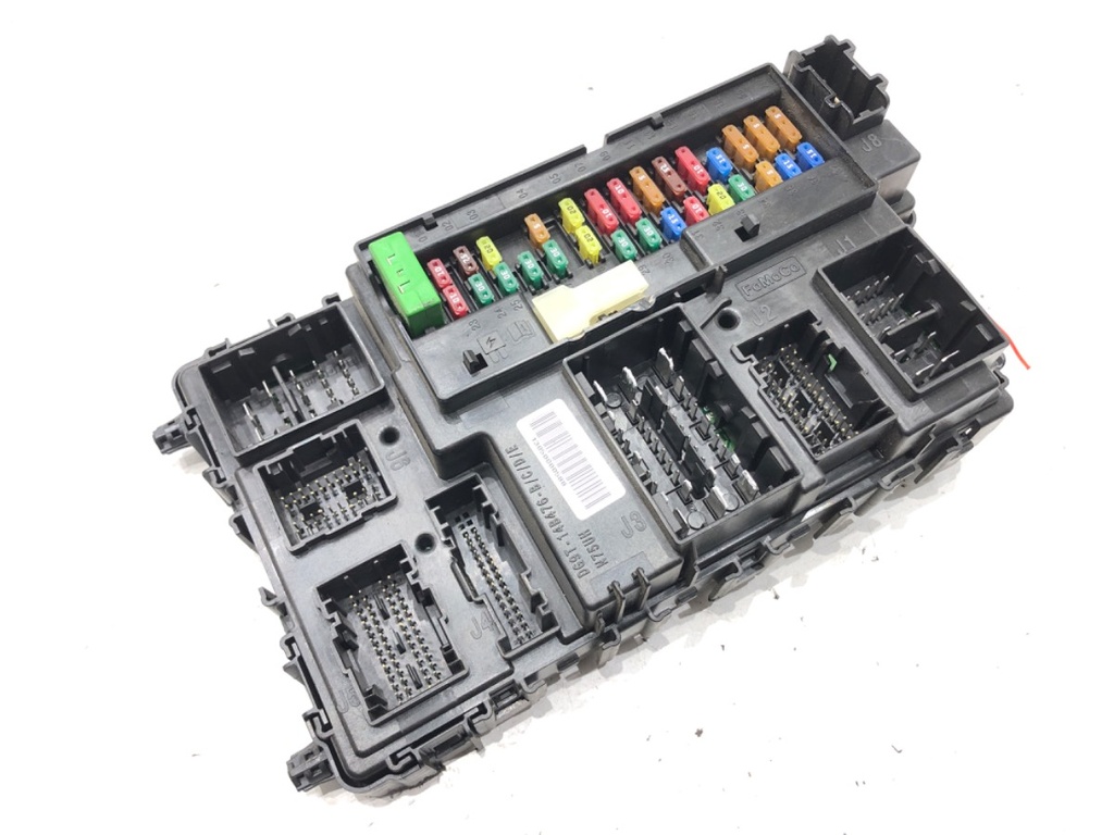 [STARK-652288] Caja de fusibles para Ford Mondeo V Sedán (CD) 2.0 Hybrid 2014-2022