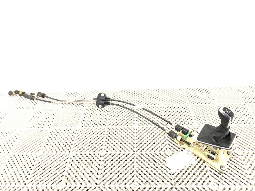 [STARK-693121] Palanca de cambios VOLVO V40 liftback (525, 526) 2012-2022