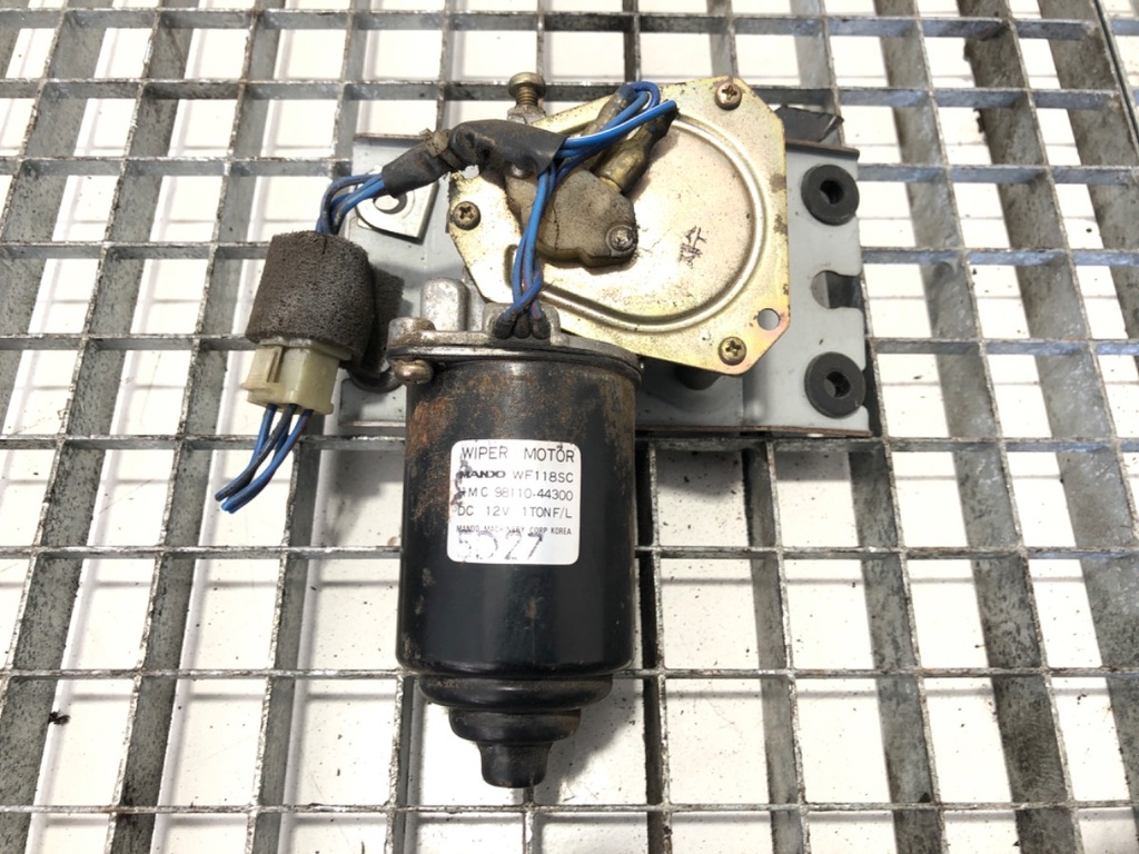 [STARK-688535] Motor de limpiaparabrisas delantero Mercedes-Benz Sprinter 3-t (B903) 1995-2012
