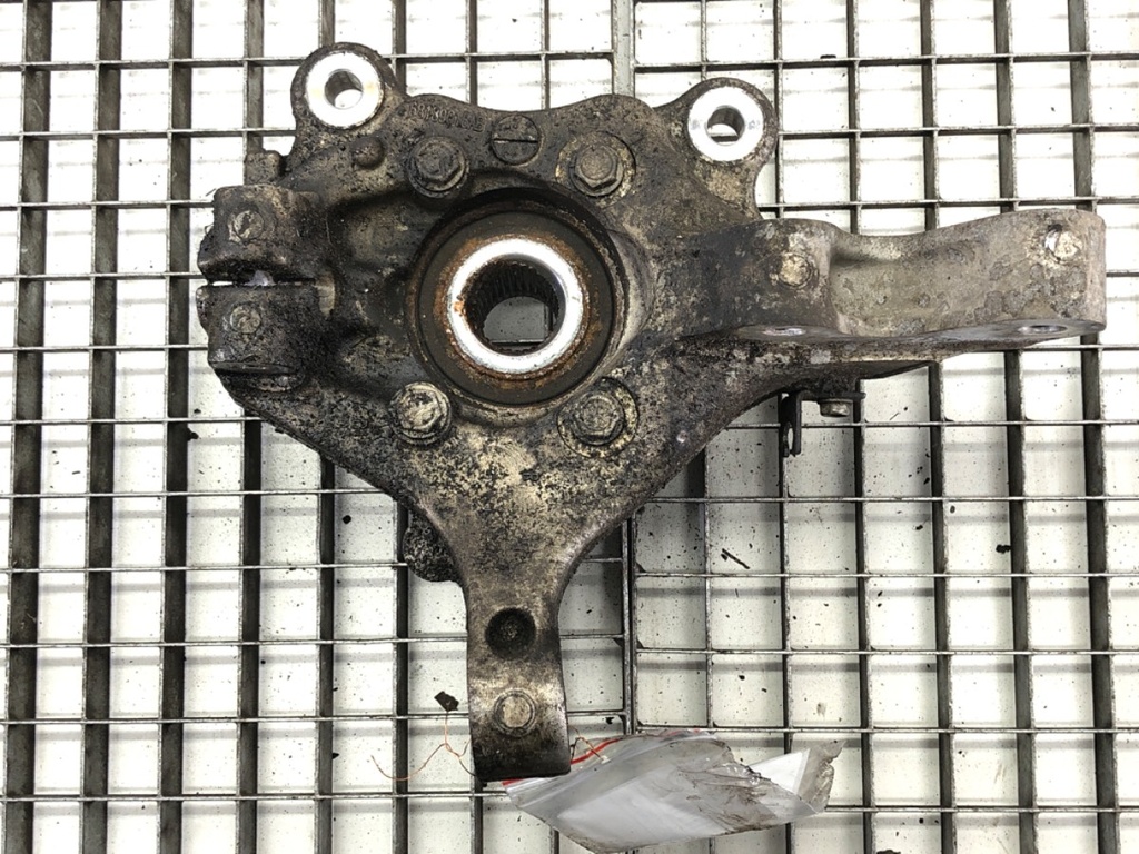 [STARK-696838] Mangueta delantera derecha Chrysler Pacifica 3.6 gasolina 2016-2022