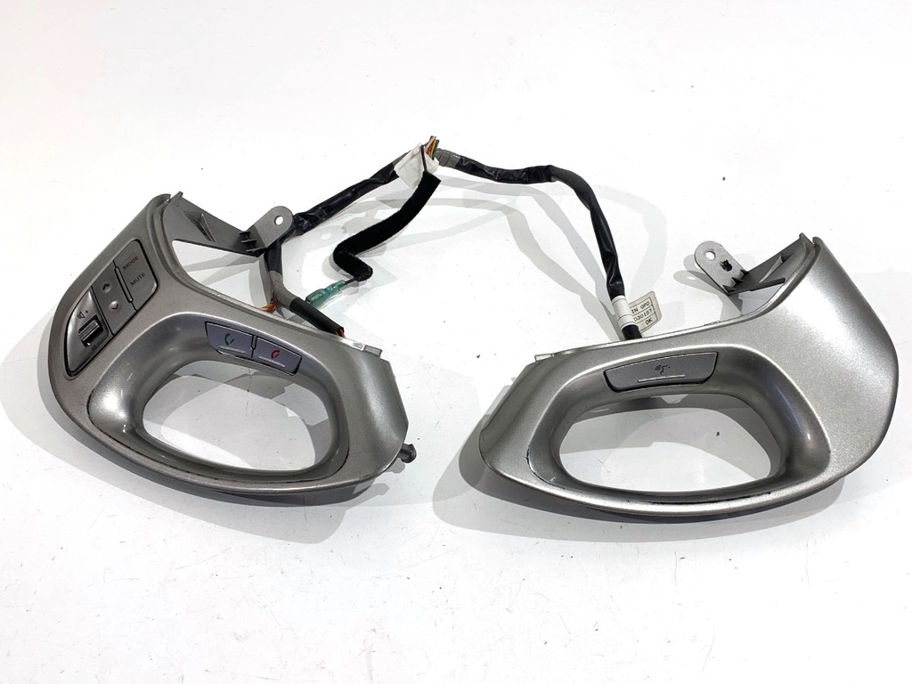 [STARK-913965] Interruptores de volante HYUNDAI ix35 (LM, EL, ELH) 2009-2022