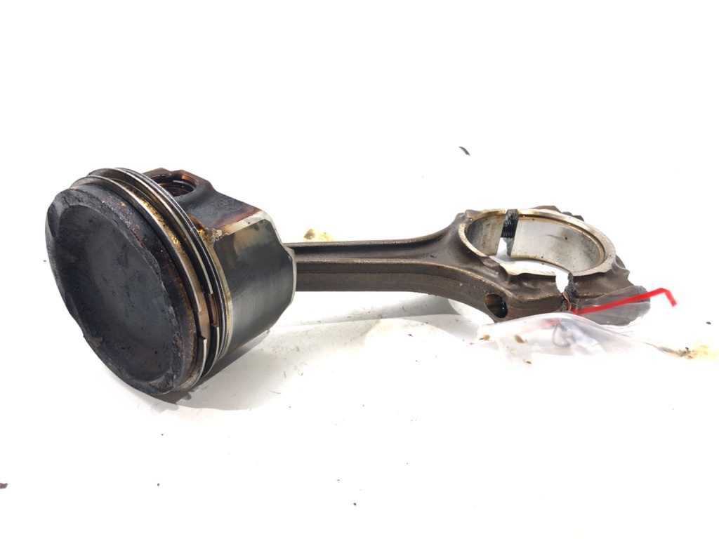 [STARK-540958] Pistón con biela para FIAT Linea 1.4 T-Jet 2007-2022