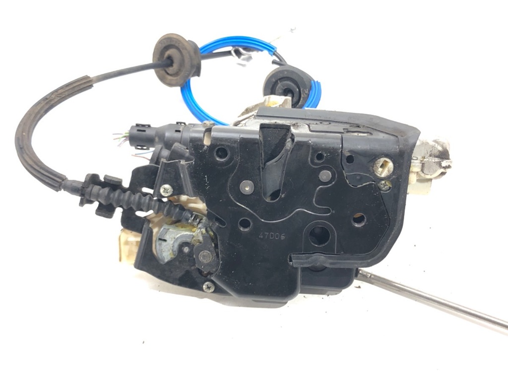 [STARK-558142] Cerradura puerta trasera derecha Audi A8 D3 (4E2/4E8) 4E0839016AC
