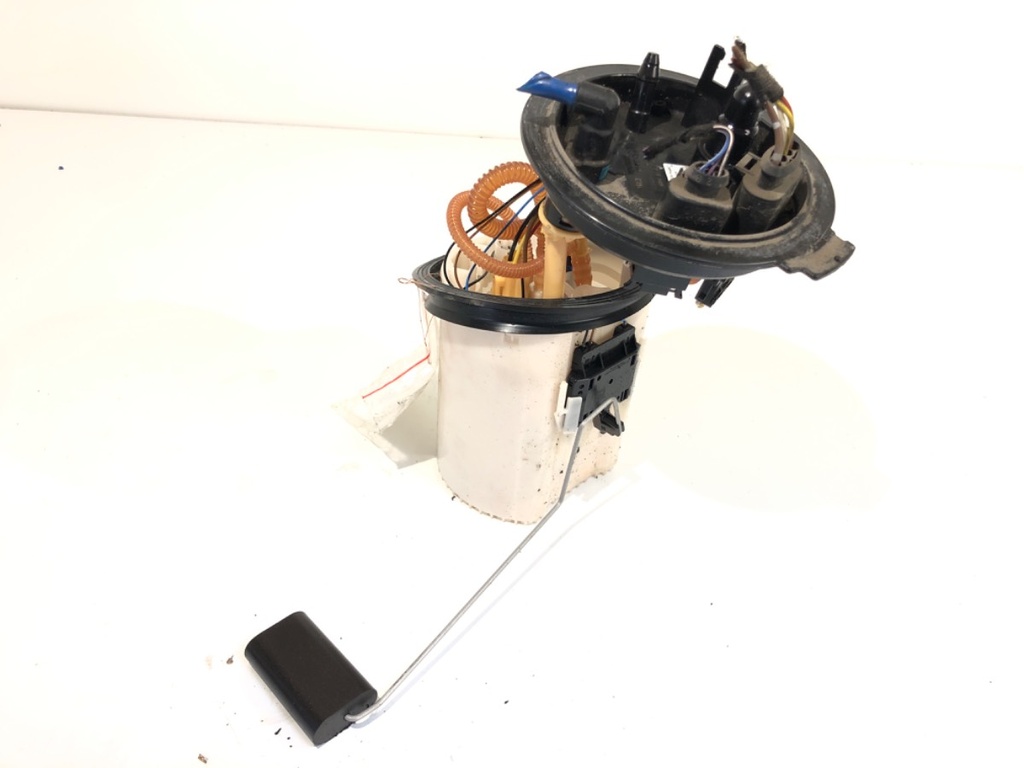 [STARK-689979] Bomba de combustible SKODA Octavia III 1.6 TDI 90 CV 2012-2022