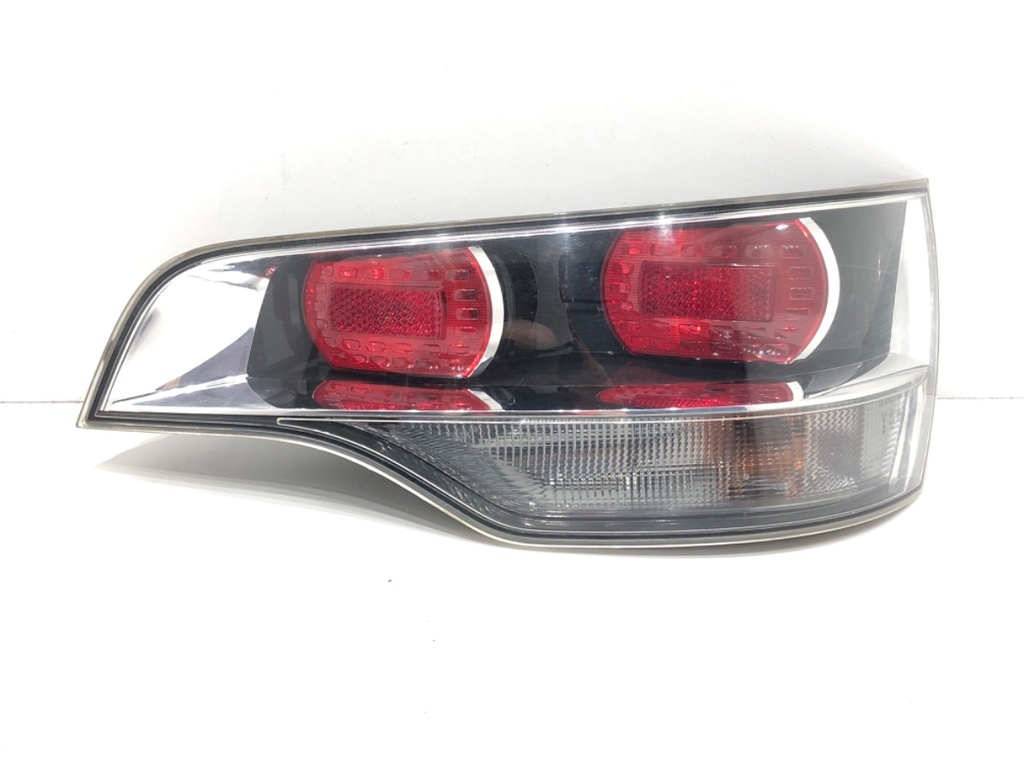 [STARK-701659] Piloto trasero derecho Audi Q7 (4LB) 4.2 TDI quattro 2006-2016