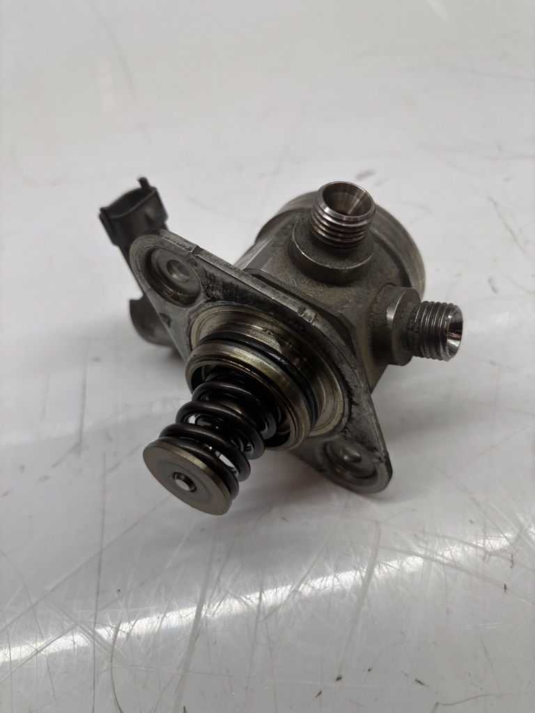 [MTD-447244] Bomba de combustible Jaguar XK II 5.0 V8 508PS AJ133 8W93-9D376-AE