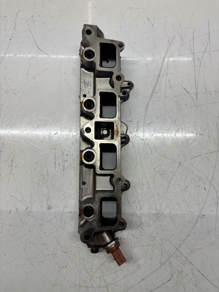 [MTD-451219] Colector de admisión Audi A1 1.4 TSI CAXA CAX 03C133202AQ