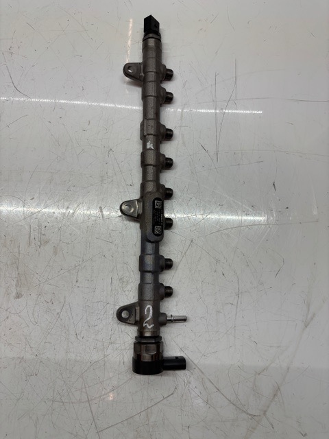 [MTD-451583] Tubo de raíl BMW Serie 5 G30 G31 3.0 d 530d B57D30A