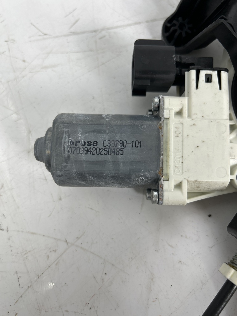 [MTD-497863] Motor de elevalunas Land Rover Discovery Sport